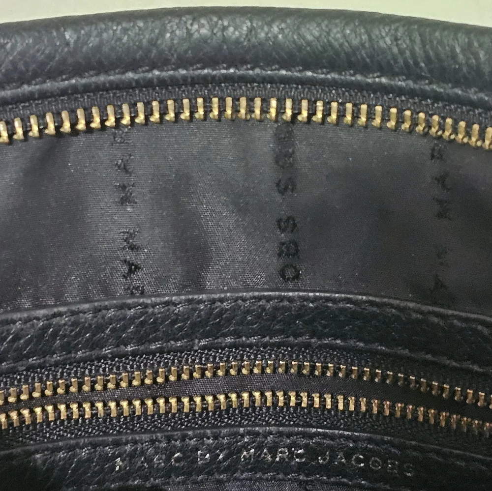 Marc by Marc Jacobs Crossbody Leather Shoulder Bag